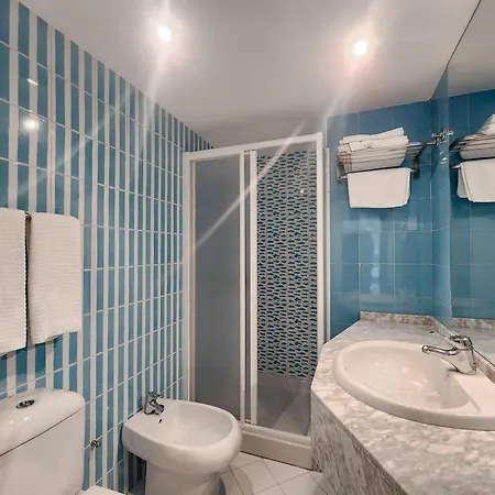 Hotel Faranda Express Pathos Gijón-3